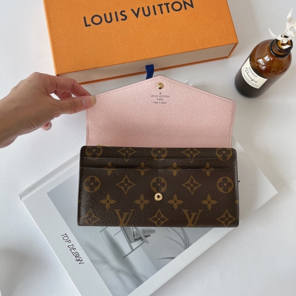 Louis Vuitton Monogram Sarah Wallet - Picture 1 of 11